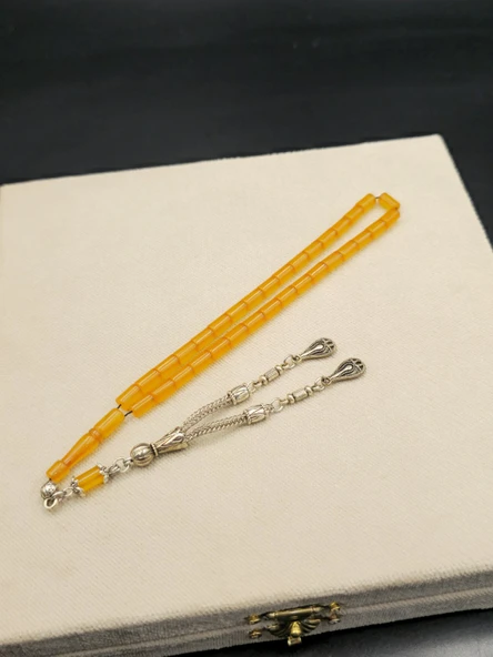 Ateş Kehribar Bilek Boy Tespih 4,5x7 mm Alpaka Püsküllü Özel Tasarım Hardal Sarısı ürün görseli 1
