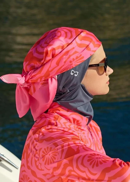 Mayovera  Tasarım Pembe  Üçgen Bandana ürün görseli 1