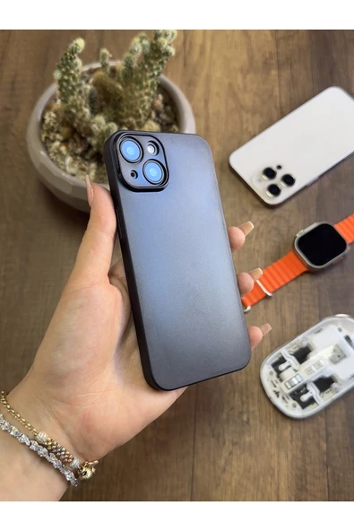 iPhone 13 Uyumlu Süper İnce Mat Ultra Thin Silikon Kılıf ürün görseli 1