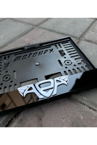 Altın Elbiseli Adam Motor Plakalık ürün görseli 1