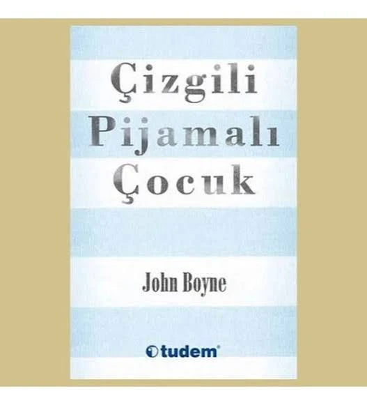 çizgili pijamalı çoçuk ürün görseli 1