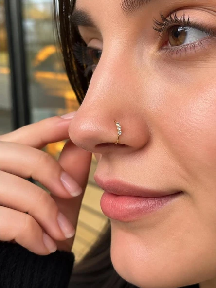 925 Ayar Gümüş Minimal Burun Hızması Piercing Halka Model Taş Detaylı Unisex ürün görseli 1