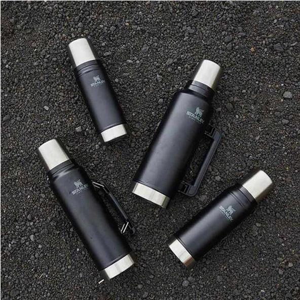 Stanley Classic Vacuum Bottle 1,4Lt Termos Black Matte - Resim 4