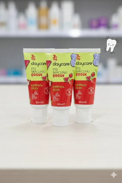 Daycare Çocuk Diş Macunu 50 ml x 3 Adet - Karpuz & Çilek Aromalı, Florürsüz, 3+ Yaş Avantaj Paketi ürün görseli 1