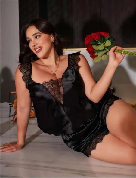 Nevamel® Büyük Beden Siyah Omuz Dantel İşlemeli Saten Şortlu Takım ürün görseli 1