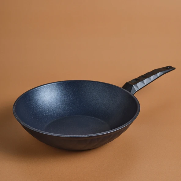 Karaca Biodiamond Antibakteriyel Kulp Wok Tava 28 Cm ürün görseli 1