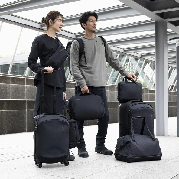 Thule Subterra 2 16 inç Notebook Çantası- Siyah - Resim 4