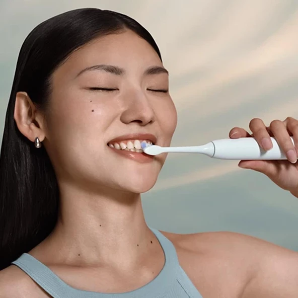 Philips Sonicare HX7400/06 Şarjlı Diş Fırçası ürün görseli 1