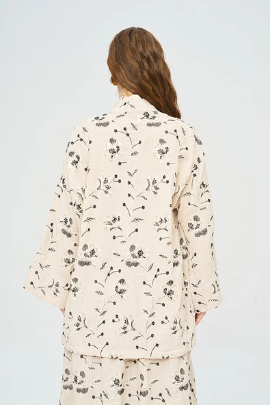 Kadın Çiçek Ve Yaprak Nakışlı Pullu Kimono - Resim 5