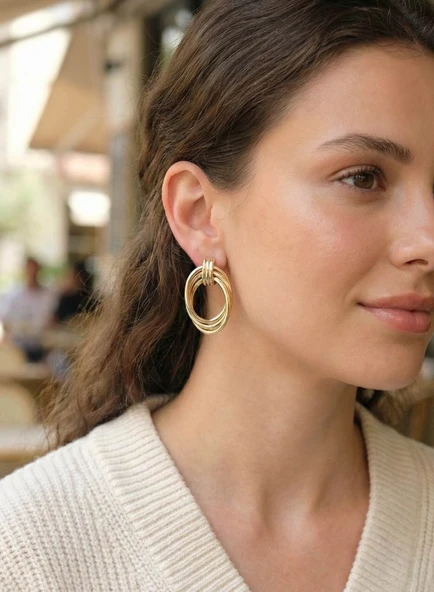 Pirinç Gold Renk Damla Model Vintage Kadın Küpe ürün görseli 1