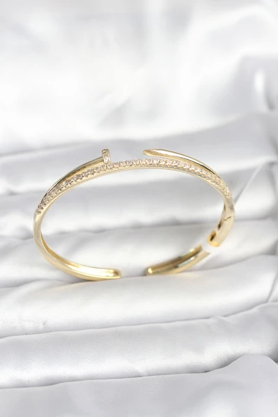 Pirinç Gold Renk Zirkon Taşlı Çivi Model Kadın Kelepçe Bileklik ürün görseli 1