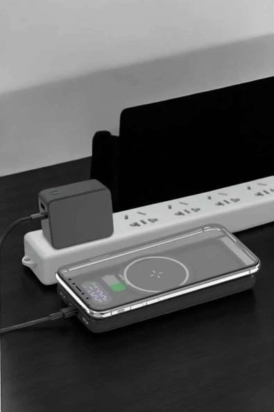 Powerbank Taşınabilir 10.000 Mah Hızlı Şarj Dijital Göstergeli ürün görseli 1