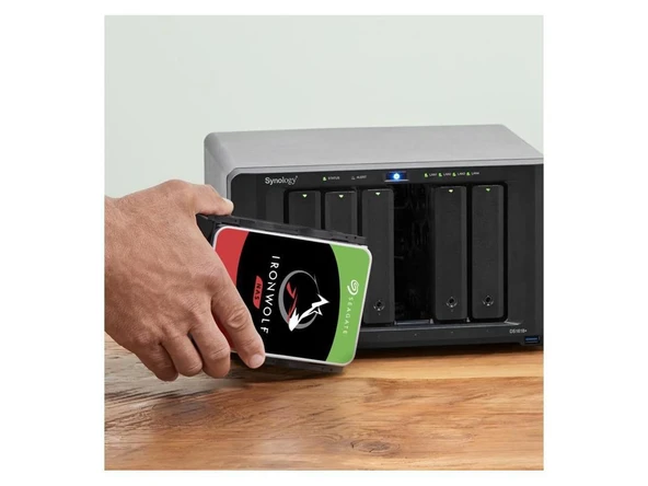 Seagate 10TB Ironwolf ST10000VN000 3.5" 256MB 7200 Rpm Nas Disk Harddisk (Koyuncu Distribitör Ürünü) ürün görseli 1