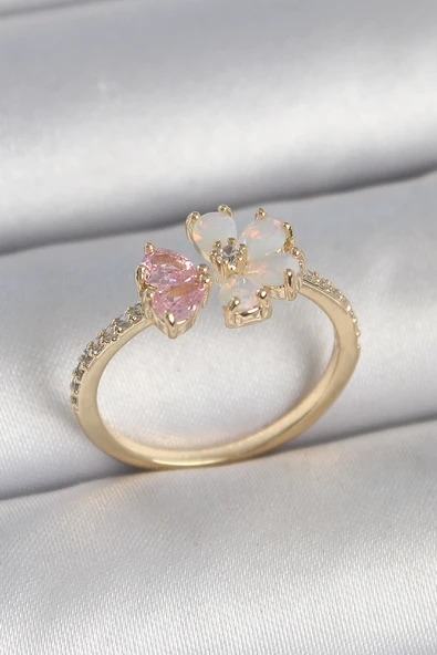 Pirinç Gold Renk Beyaz Mineli Pembe Zirkon Taşlı Çiçek Model Kadın Yüzük ürün görseli 1