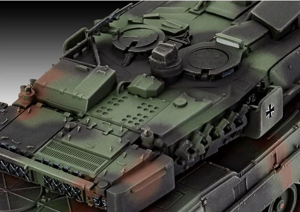 Revell Model Set 1:72 Leopard 2A7V 63355 - Resim 5