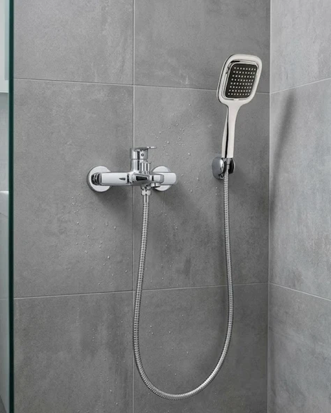 Siyah Duş Seti El Duşu Başlığı Spiral Hortum Dayanıklı Banyo Duş Aksesuarı ürün görseli 1