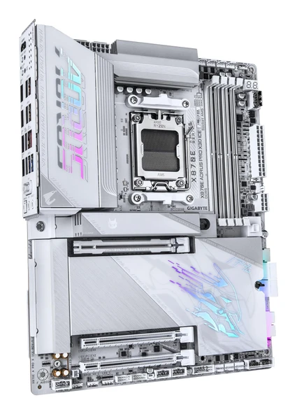 GIGABYTE X870E AORUS PRO - Resim 3