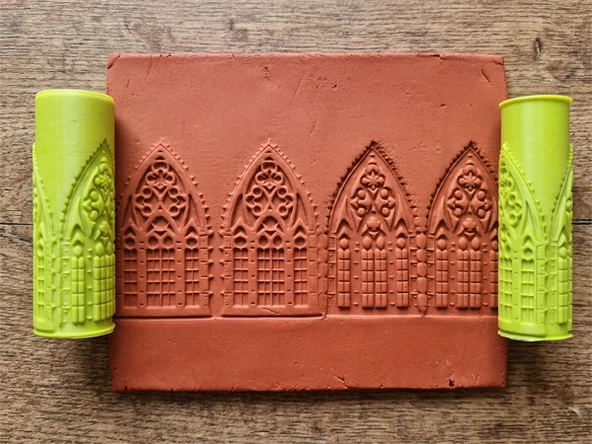 Model 202 -Gotik Katedral Deboss & Emboss İkili Set - Polimer Kil Seramik Çamuru Doku Oklavası ürün görseli 1