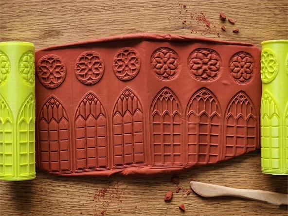 Model 204 -Gotik Katedral Deboss & Emboss İkili Set - Polimer Kil Seramik Çamuru Doku Oklavası ürün görseli 1