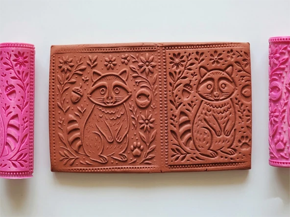 Model 158 -Rakun Motif Deboss & Emboss İkili Set - Polimer Kil Seramik Çamuru Doku Oklavası ürün görseli 1