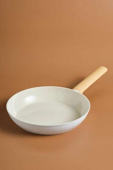 x Refika Swiss Crystal Almond Cream 0 Yağ İle Yanmaz Yapışmaz İndüksiyon Tabanlı Tava 26 Cm ürün görseli 1
