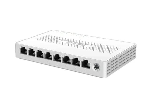 Tenda SM108 8 Port 2.5G Switch Plastik Kasa ürün görseli 1