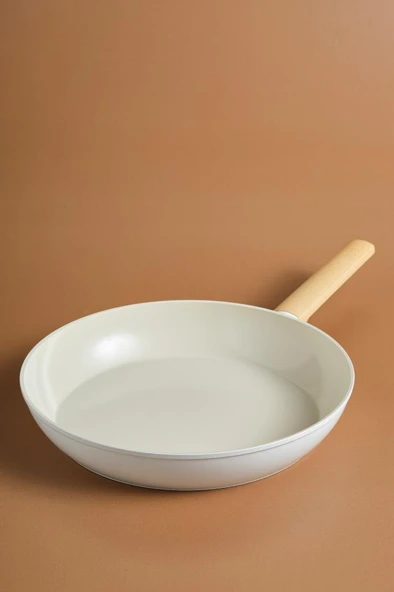 x Refika Swiss Crystal Almond Cream 0 Yağ İle Yanmaz Yapışmaz İndüksiyon Tabanlı Tava 32 Cm ürün görseli 1