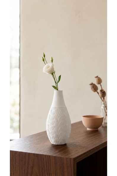 LayerOne Motif İşlemeli Dekoratif Vazo - 17 cm ürün görseli 1