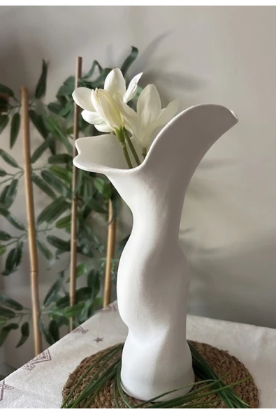LayerOne Minimalist Estetik Form Dekoratif Vazo - Resim 3