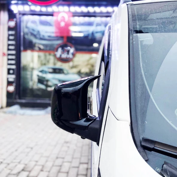 Fiat Fiorino 2008-2022 Batman Yarasa Ayna Kapağı Piano Black ürün görseli 1