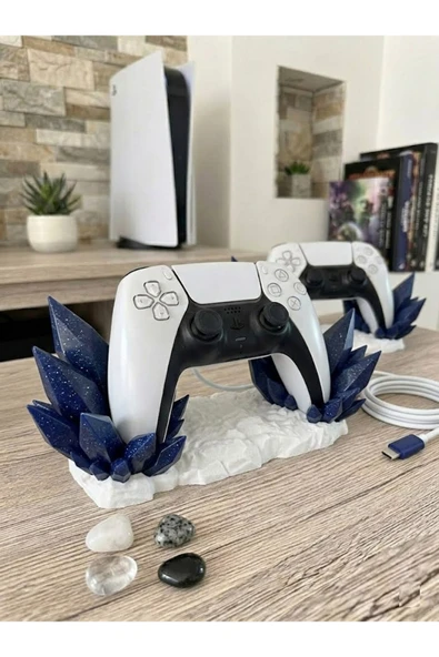 LayerOne PlayStation Konsol Tutucu – Kristal Tasarımlı Dekoratif Stand | 3D Baskı Özel Tasarım ürün görseli 1