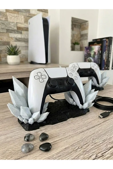 LayerOne PlayStation Konsol Tutucu – Kristal Tasarımlı Dekoratif Stand | 3D Baskı Özel Tasarım ürün görseli 1