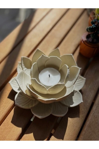 LayerOne Dekoratif Lotus Çiçeği Mumluk ürün görseli 1