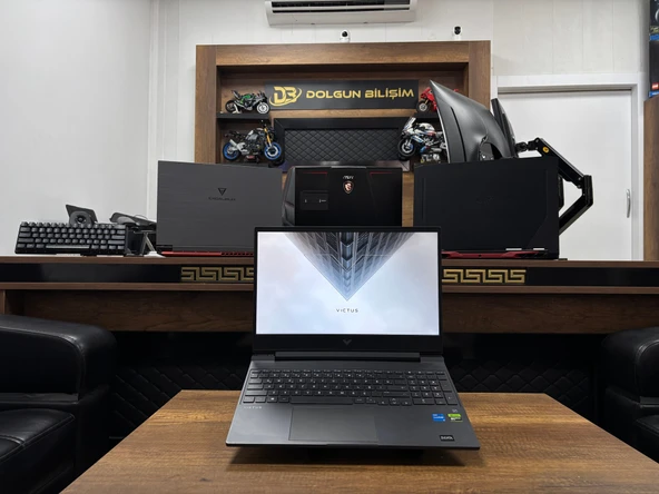 HP Victus 15-FA0011NT i5-12450H 16GB 512GB RTX3050 15.6" FHD 144Hz 80D33EA Gaming Notebook (İKİNCİ EL) ürün görseli 1