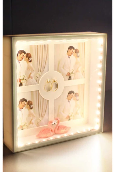 BUTİK 3D LED'li Kuğu Ve 2 Adet Tek Taş Yüzüklü Kişiye Özel Fotoğraf Çerçevesi ürün görseli 1
