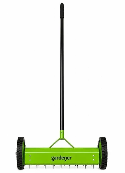 Gardener 10820 Tekerlekli Çim Havalandırma Tırmığı 150 cm Saplı ürün görseli 1