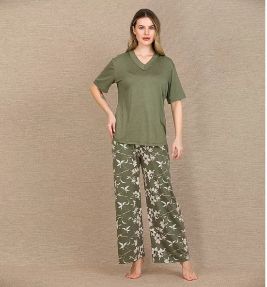 Şık Tasarım Çiçek Desenli Yeşil Kısa Kol Viskon Pijama Takımı ürün görseli 1
