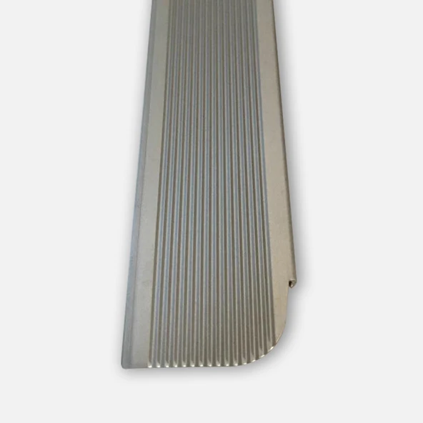 Ersin 35x60 cm Sol Tezgah Son Kenar Kapama Alüminyum (8'li Paket) ürün görseli 1