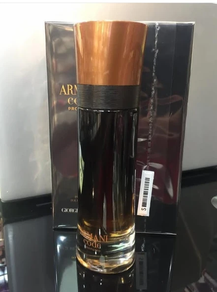 Armani Code Profumo ürün görseli 1