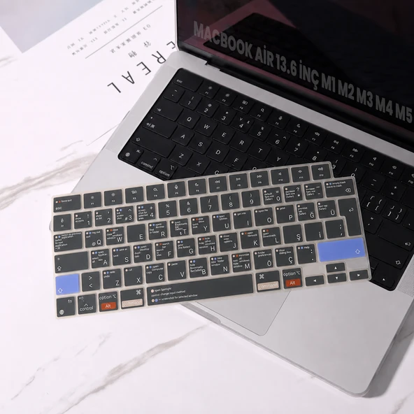 MacBook Air 13.6 İnç M2 M3 M4 M5 A2681 A3113 A3240 A3449 Uyumlu Türkçe Q Kısayollu Klavye Koruyucu ürün görseli 1
