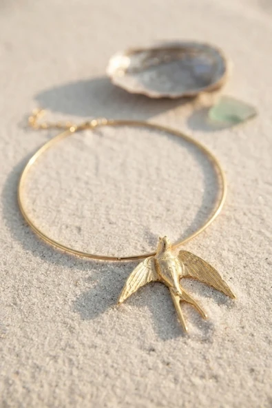 Kırlangıç Model Gold Renk Choker Kadın Kolye ürün görseli 1