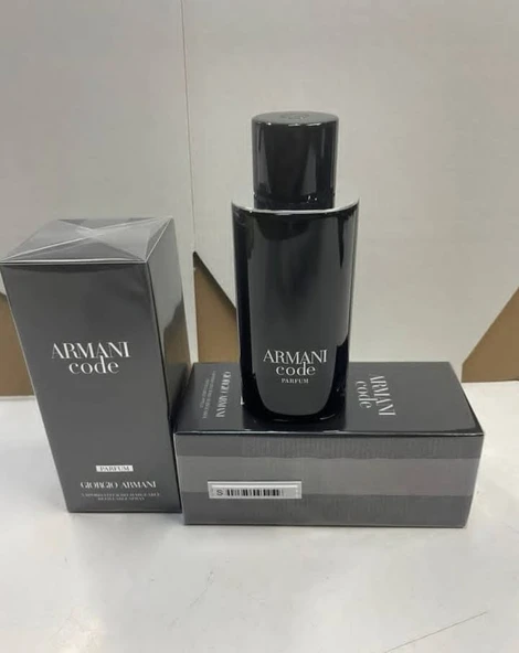 Armani Code Parfum ürün görseli 1