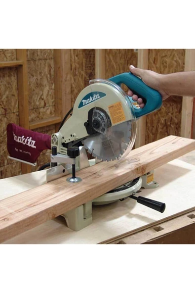 Makita LS1040N 1650 W 260 mm Gönye Testere ürün görseli 1