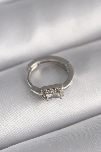 316L Çelik Gümüş Renk Kare Zirkon Taşlı Tragus Piercing ürün görseli 1