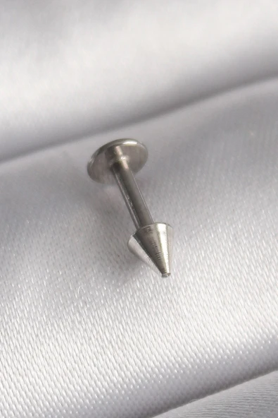 316L Çelik Gümüş Renk Çivi Model Piercing ürün görseli 1