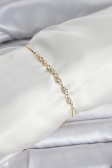 Mey İthalat® Gold Renk Zincir Model Zirkon Taşlı Pirinç Asansörlü Kadın Bileklik ürün görseli 1