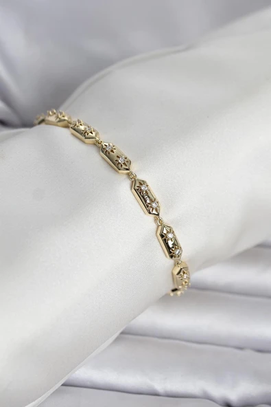 Mey İthalat® Pirinç Gold Renk Kutup Yıldızı İşleme Kadın Bileklik ürün görseli 1