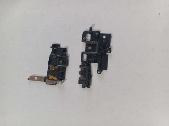 ASLANTİC HUAWEİ P SMART 2019 ANAKART ÜST KAPAKLARI ürün görseli 1