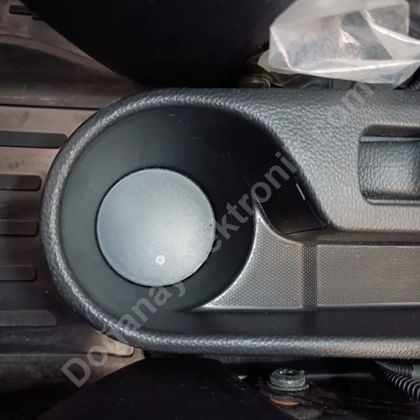 Kia Picanto Bardaklık Kapatma Plastiği ürün görseli 1