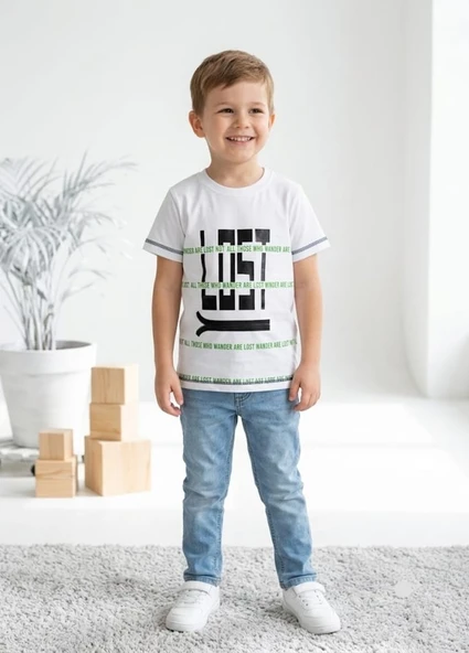 Erkek Çocuk Beyaz T-Shirt ürün görseli 1